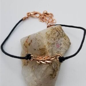 Greek goddess flowing feather‎ bracelet B0802